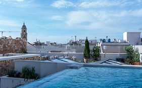 Hotel Well And Come Malaga