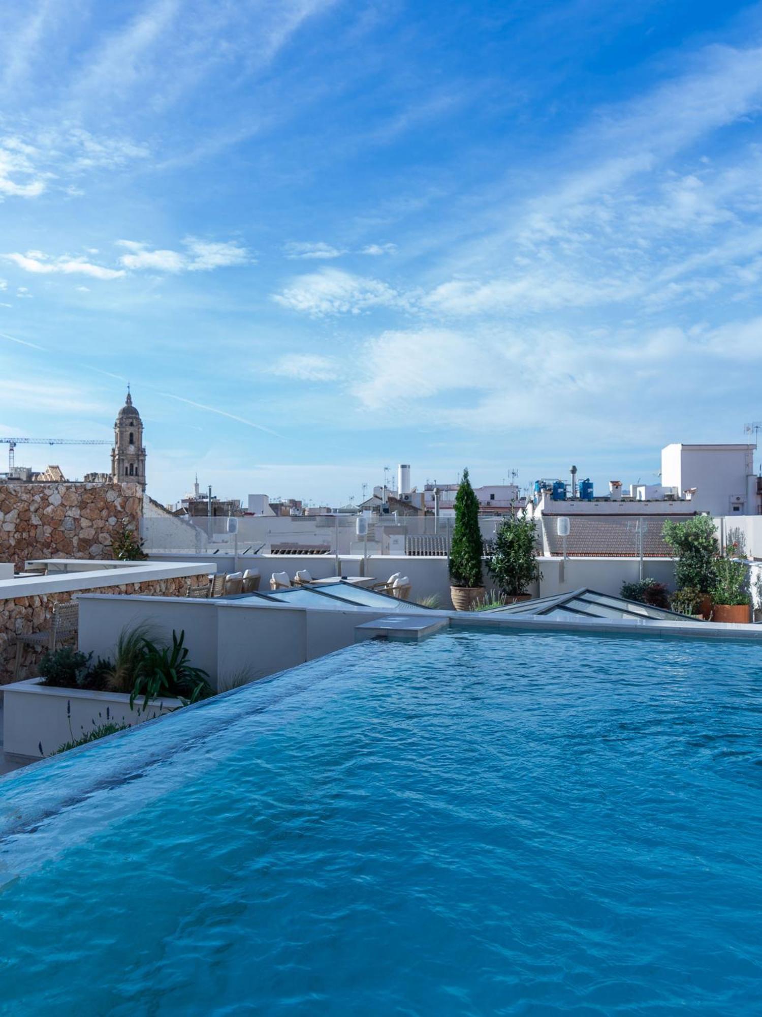 Hotel Well And Come Málaga Buitenkant foto